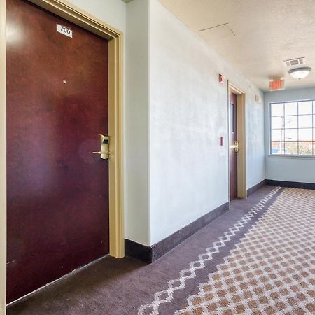 Oyo Townhouse Wichita Falls West Dış mekan fotoğraf